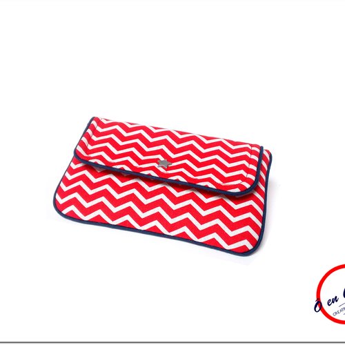 Porte monnaie, porte carte, pochette femme, cadeau original, pochette zippée, style marin, tissu chevron rouge et blanc