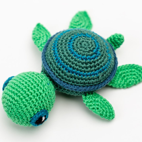 Amigurumi tortue verte