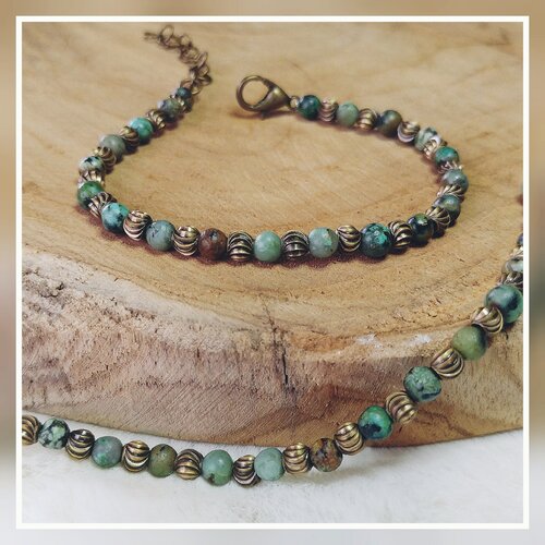 Bracelet boho ''evolution'' en turquoise d'afrique