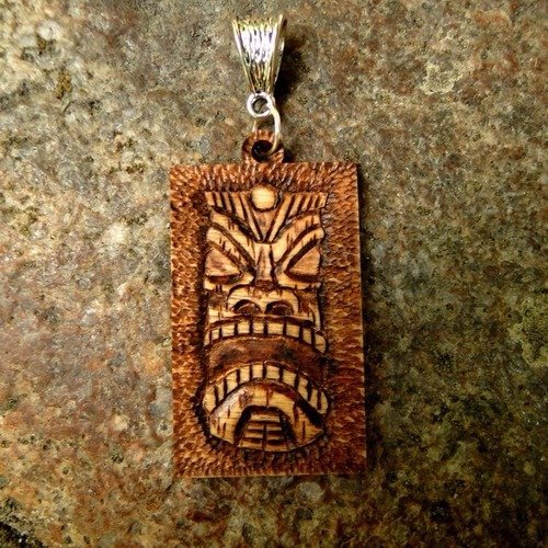 Pendentif tiki, maori 
