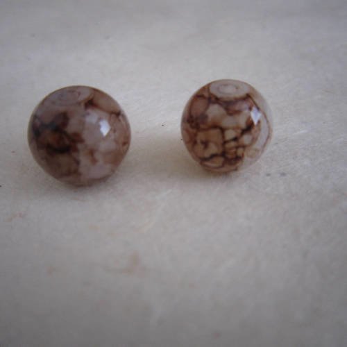 Perles rondes en verre blanc marbré brun - lot de 2