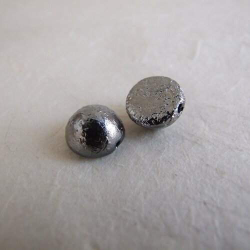 Perles dome bead en verre de bohême - etched chrome full - argenté foncé brillant - lot de 2