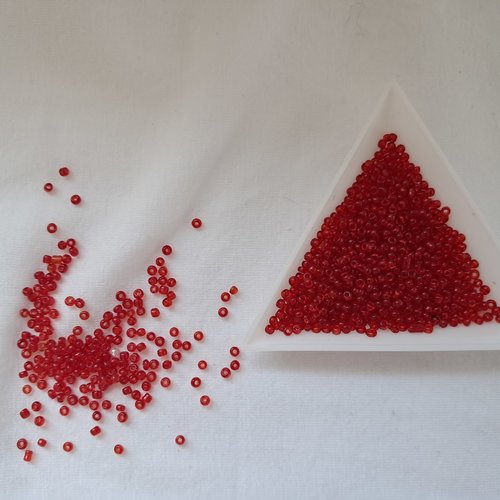Lot de perles de rocaille rouge, diamètre 1,5 mm - 12 g