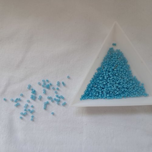Miyuki delica 11/0 db0164 - opaque turquoise blue