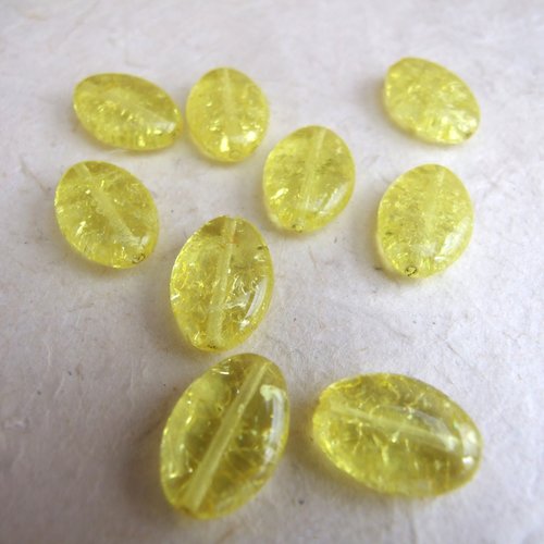 Perles palets ovales en verre de bohême jaune effet craquelé