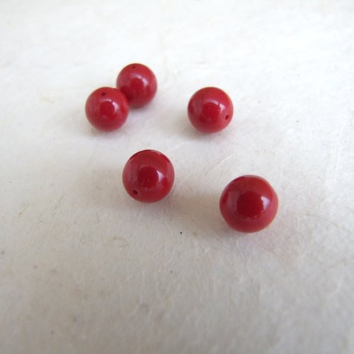 Perles rondes rouge foncé en verre - 8 mm - lot de 5