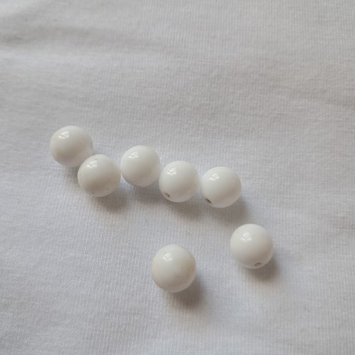 Perles rondes blanches en verre de bohême - 8 mm - lot de 2