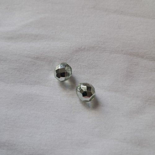Perles semi ovales à facettes en transparent et argenté - 1 cm - lot de 2