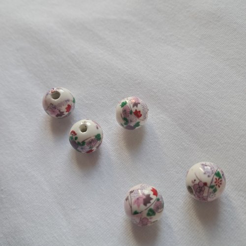 Perles rondes en verre blanc à motif floral d'inspiration japonaise