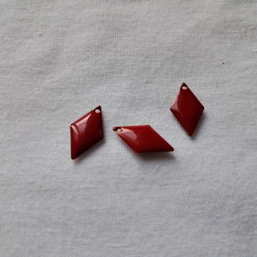 Lot de 3 losanges sequins émaillés en résine époxy coloris rouge