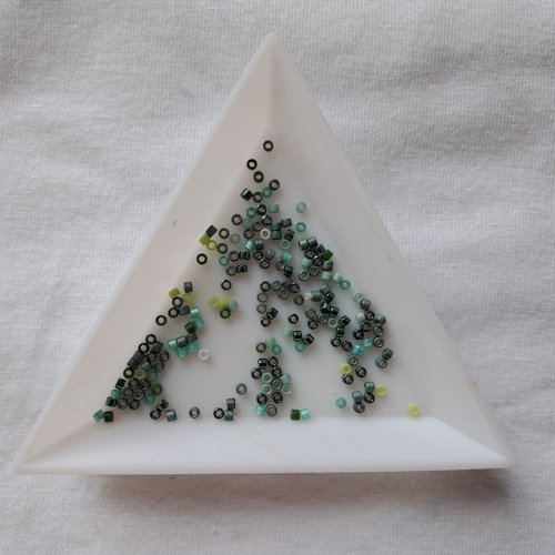 Miyuki delica 11/0 mélange de verts