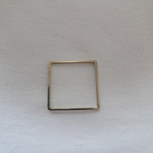 Anneau carré argenté - 2 cm