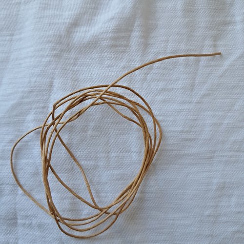 Fil de cuir beige - 1 mm