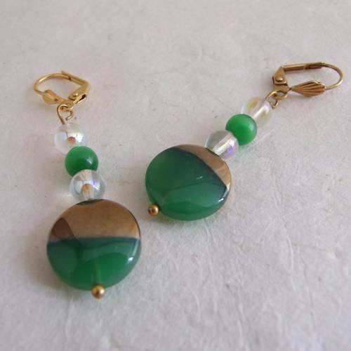 Boucles d'oreille en perles en forme de disque vert et doré