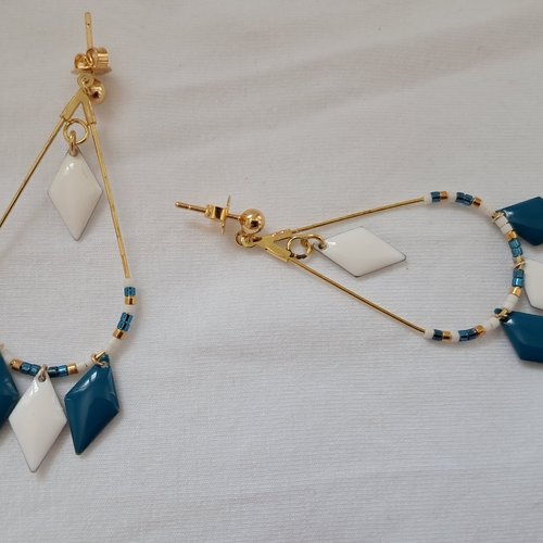 Boucles d'oreille créoles gouttes, miyukis et sequins blanc et bleu canard