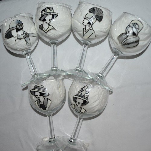 6 verres à vin ballons peints "femmes des années 20 en blanc et argent" 2ème série