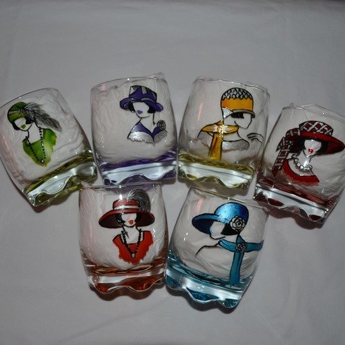 6 verres à eau multicolores peints "femmes aux chapeaux rétro"