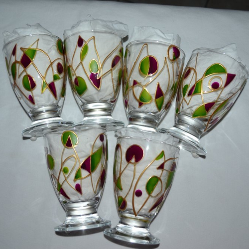 6 verres, coupes, peints à la main "graphiques fuchsia et vert"
