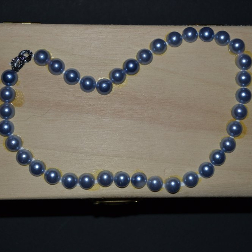 Boite de noël,boite à bijoux en bois décorée perles et peinte "collier de perles bleues"