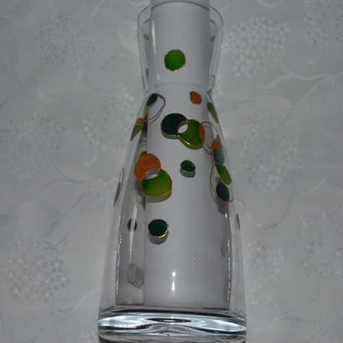 Vase ou carafe en verre peint graphique, cercles vert et or