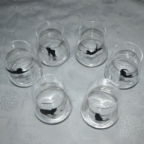 6 verres ronds peints chats noir et blanc et petites souris grises