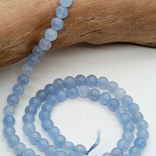 Perles naturelles aigue marine