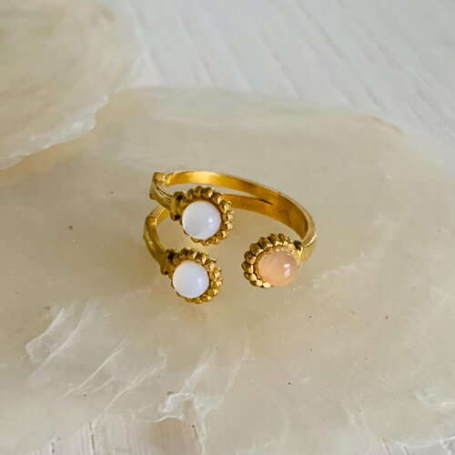 Bague taina (acier inoxydable, nacre et pierre de soleil)