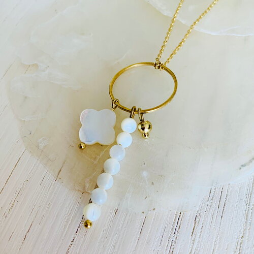 Collier ora (acier inoxydable et nacre)