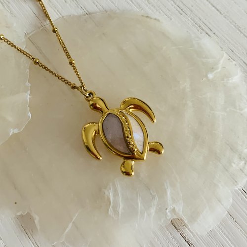 Collier moana (tortue) nacre