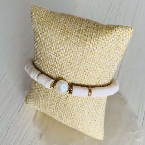 Bracelet aukena - blanc (perles heishi, perle d’eau douce naturelle et acier inoxydable)