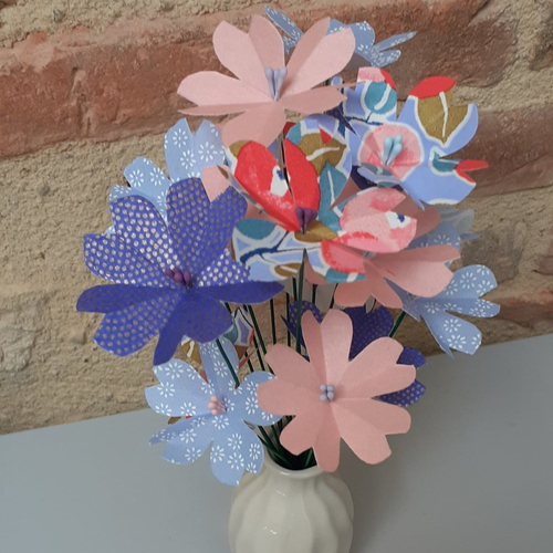Bouquet de fleurs origami, cadeau maîtresse, cadeau nounou, bouquet en papier, décoration chambre bébé