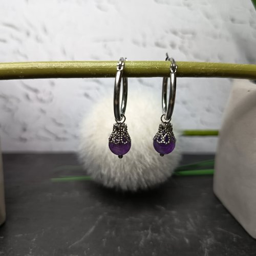 Boucles d’oreilles créoles argentées perle violette – bijoux faits main – cadeau femme – boucles élégantes et délicates