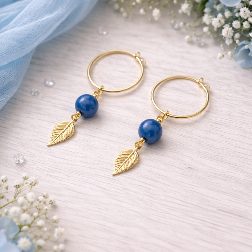 Boucles d’oreilles créoles dorées perle bleue feuille