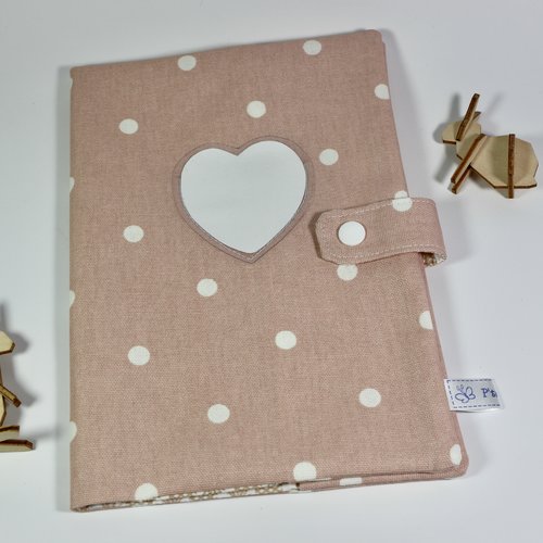 Protège carnet de santé "pois rose"