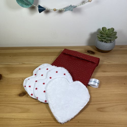 Lingettes coeur, rouge et argent.