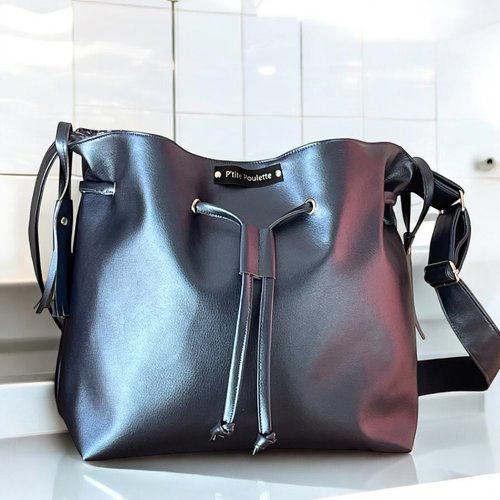 Sac seau en simili cuir irisé bleu nuit-création artisanale française
