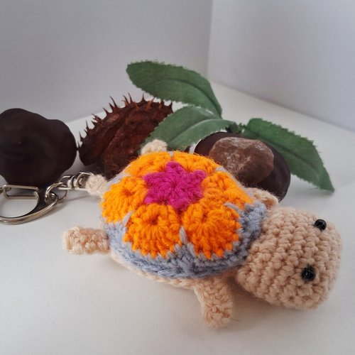 Porte-clé tortue sidonie au crochet fait main