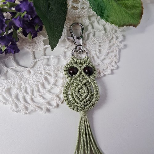 Porte-clé chouette julie en macramé fait main