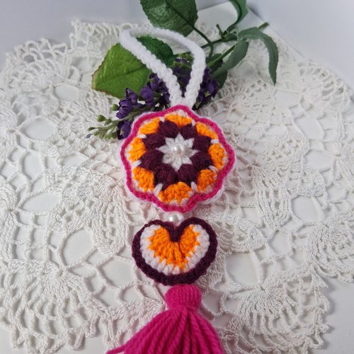 Bijoux de sac soleil coeur au crochet fait main