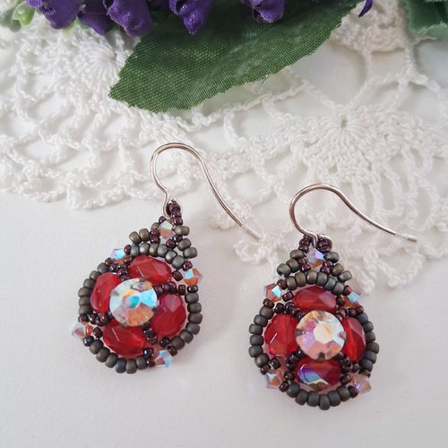 Boucles d'oreilles princesse en perles et cristal fait main