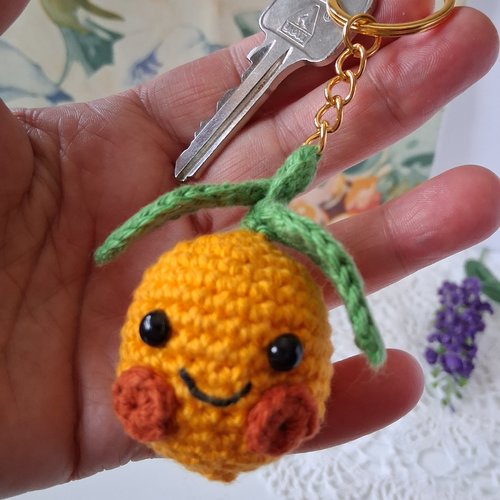 Porte-clé clémentine mignonne au crochet fait main