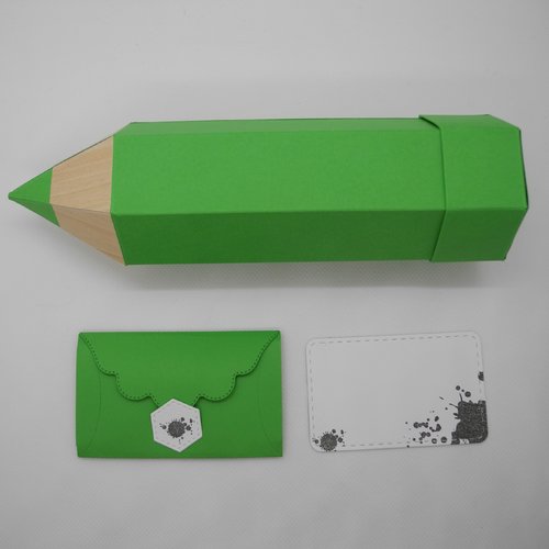 Boîte cadeau crayon de couleur - vert