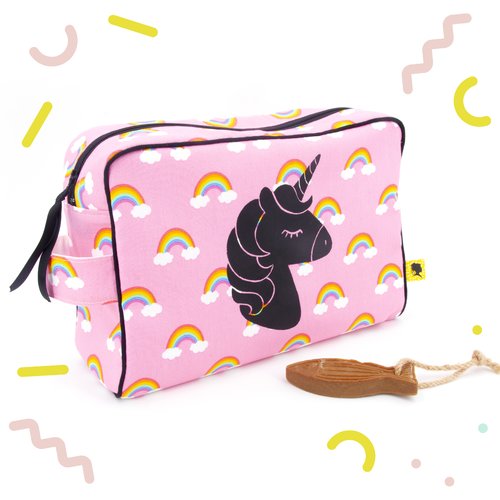 Trousse De Toilette Bebe Enfant Avec Poche Interieure Avec Une Licorne Sur Un Rose Et Des Arc En Ciel Cadeau De Naissance 24x8x16 Cm Un Grand Marche