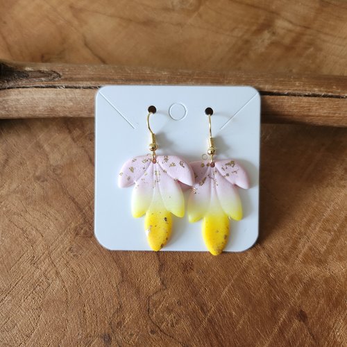 Boucle d'oreille pendante