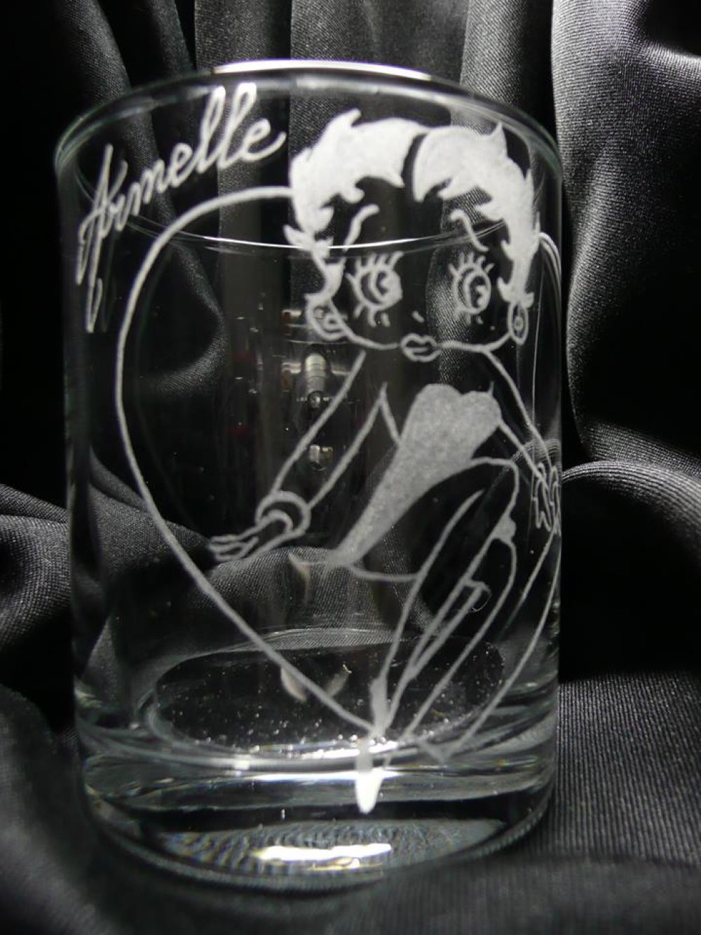 Gravure Sur Verre Verre A Whisky Betty Boop Un Grand Marche