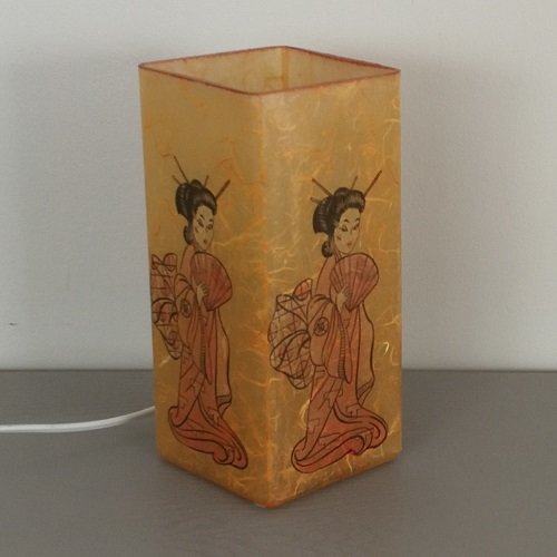 1 lampe en verre geisha - thème asie