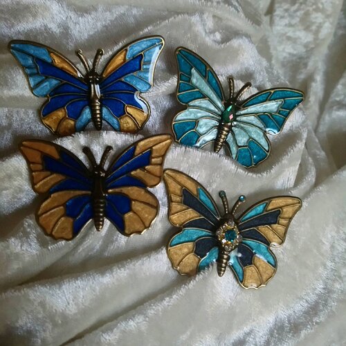 Papillons multicolores en métal résiné fait main pour créations diverses,cabochons,embellissement,décoration