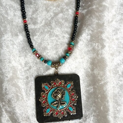 Collier long ethnique chic à pendentif carré noir turquoise en bois résiné et bronze poli fait main,collier multi rangs