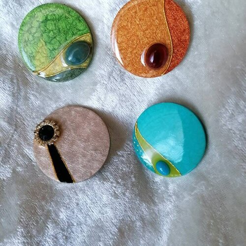 Lot de cabochons uniques en bois résiné fait main, multicolores