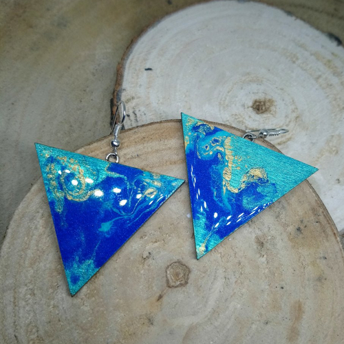 Boucles d'oreilles forme triangulaire harmonie turquoise
